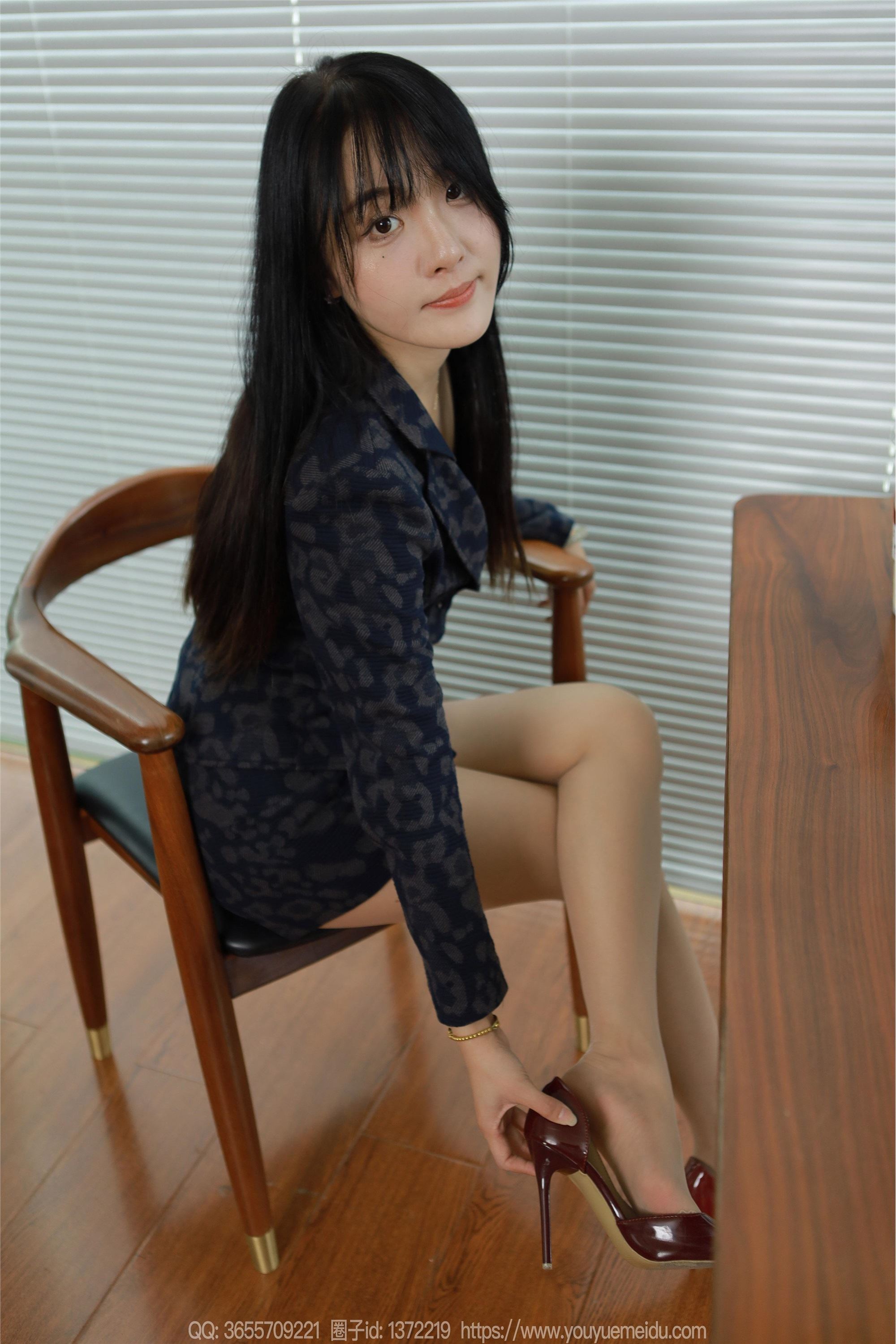 IESS异思趣向  2024.08.14 丝享家 1819 婉萍《阳光OL(下）》